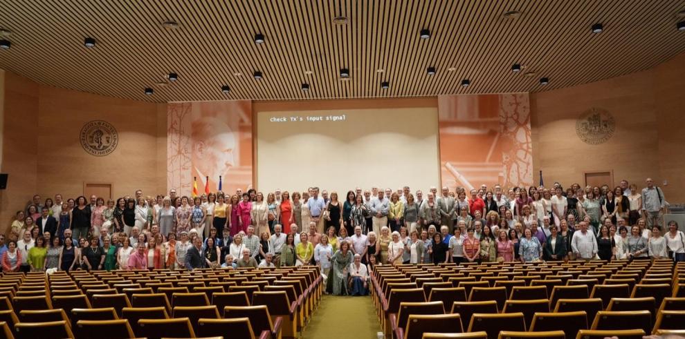 Más de 300 docentes que se han jubilado este año han sido homenajeados esta tarde en Zaragoza