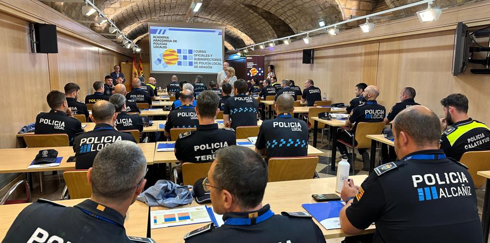 Curso de formación de la Academia Aragonesa de Policías Locales.