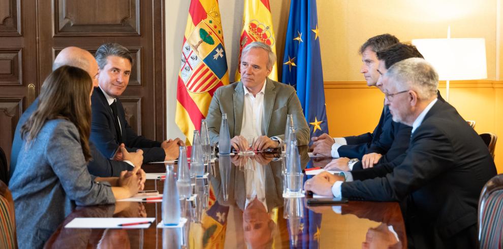 El presidente del Gobierno de Aragón se reúne con Inetum