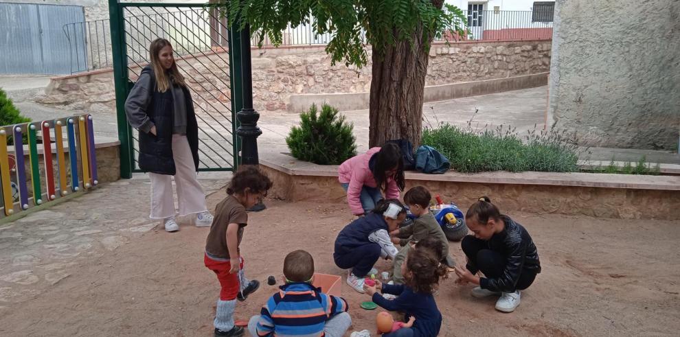 La escuela de Monforte de Moyuela ha reabierto sus puertas tras 24 años cerrada.