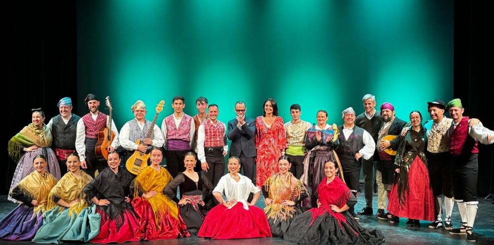 La Dirección General de Cultura ha llevado ya las galas de jota a Zaragoza y Huesca.