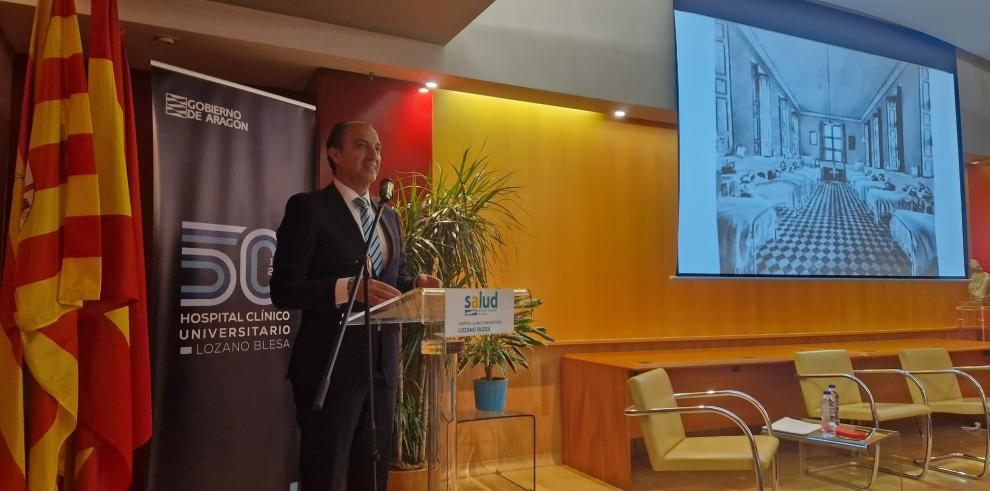 El consejero de Sanidad asiste al primer acto de celebración del 50 aniversario del Hospital Clínico Universitario Lozano Blesa de Zaragoza