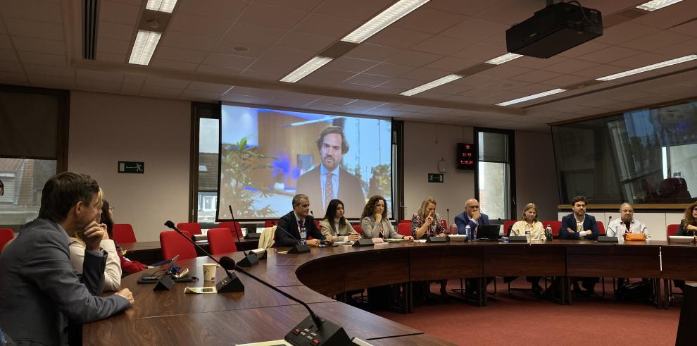 Ana Sanz y Javier Martínez Romero han participado en la Semana de las Regiones