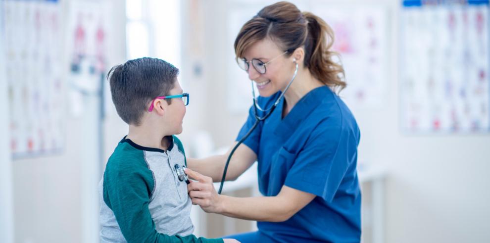 Los menores de 15 años con patologías de riesgo pueden vacunarse ya frente a la gripe