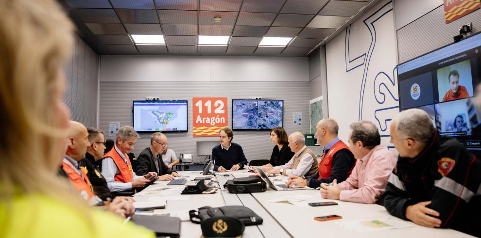 Roberto Bermúdez de Castro, en la imagen, durante la reunión de la tarde del jueves en el CECOP.