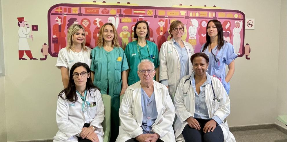 El equipo de Medicina, Enfermería y técnicos del servicio de Hematología, implicados en el proceso de aféresis