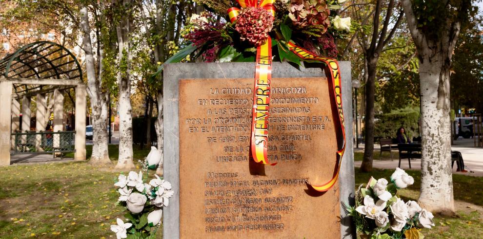 Homenaje a las víctimas de la Casa Cuartel de Zaragoza.