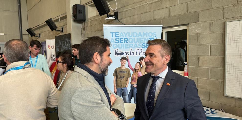 El director general de Planificación, Centros y FP, Luis Mallada, durante el VII JobDay de San Valero