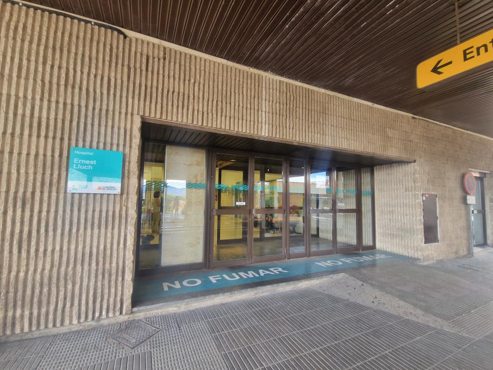 Acceso al Hospital Ernest Lluch de Calatayud.