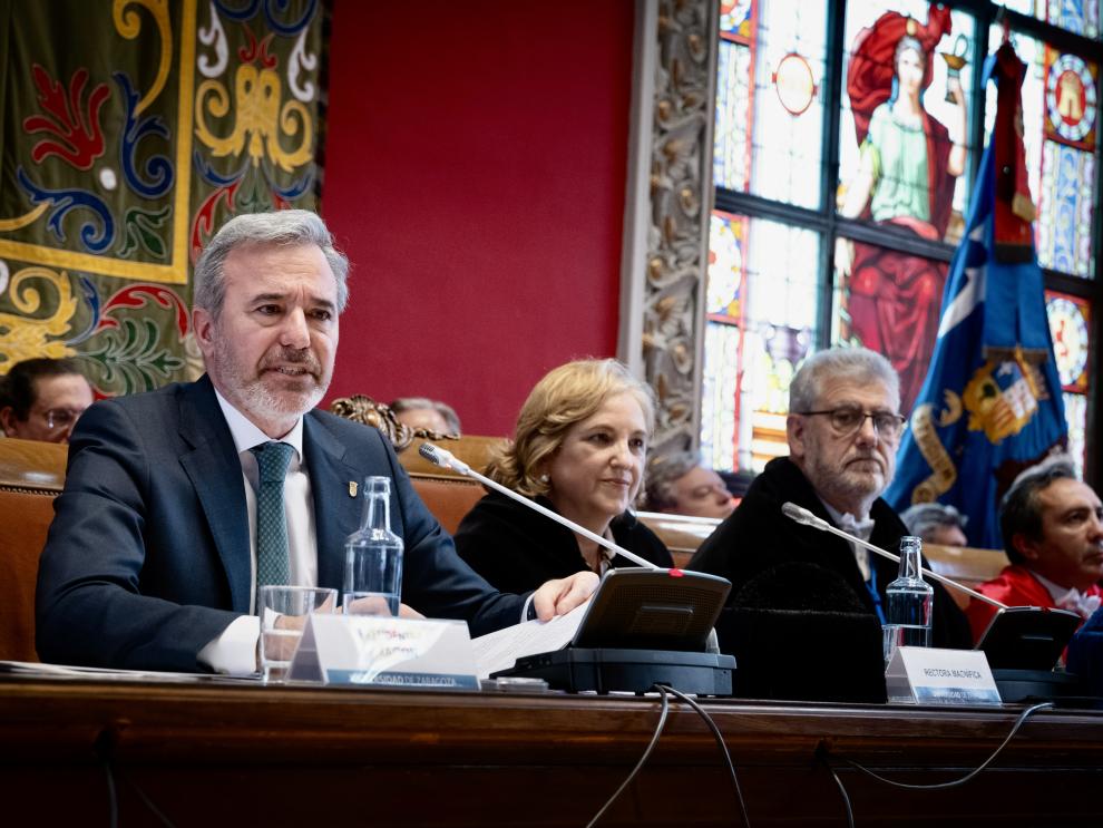 El presidente Azcón, en el Paraninfo de la Universidad de Zaragoza.