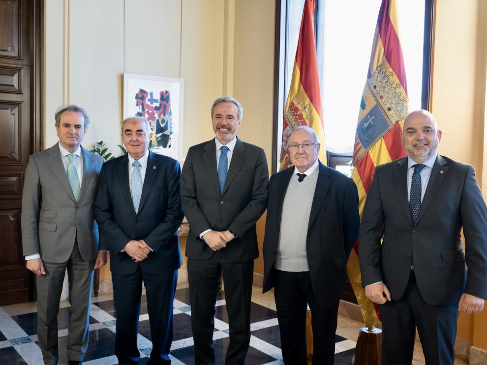 El presidente Azcón se ha reunido con los representantes de la Cámara de Comercio
