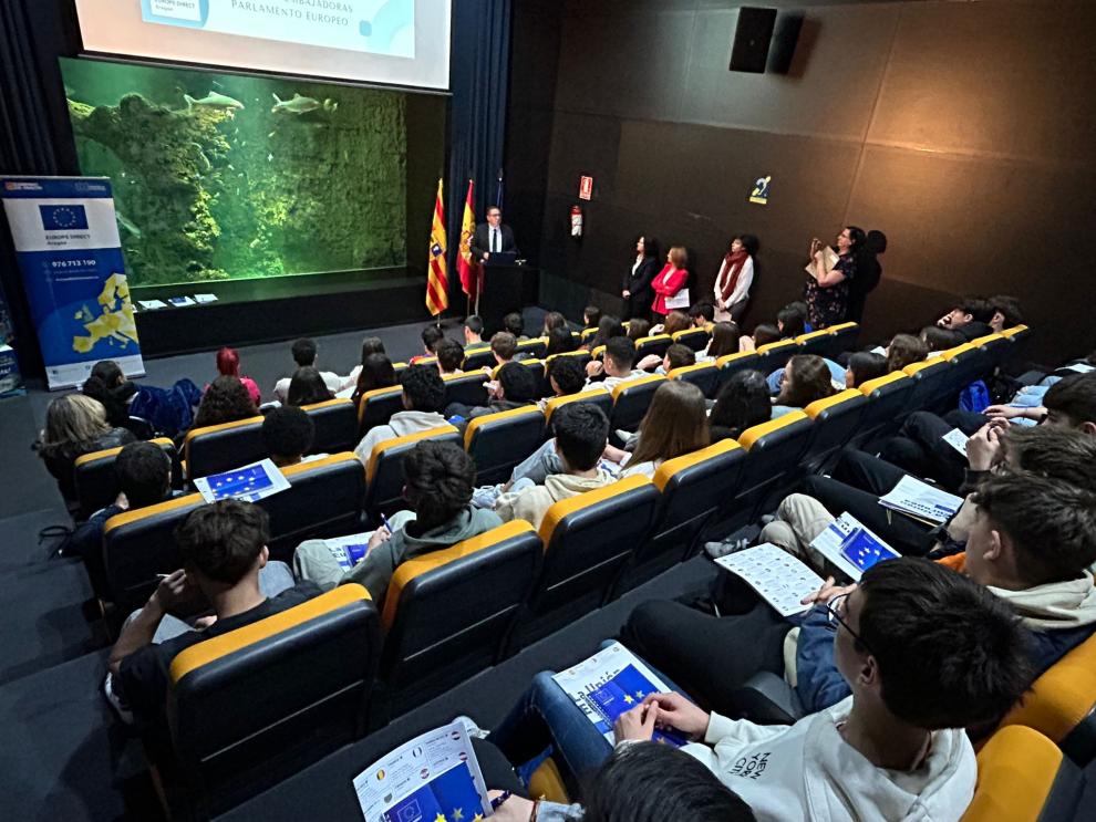 El acto central se ha celebrado en el Acuario de Zaragoza