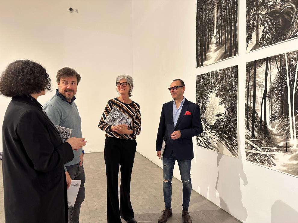 Presentación de la exposición 'Echar raíces' de Sylvia Pennings, en el IAACC Pablo Serrano.