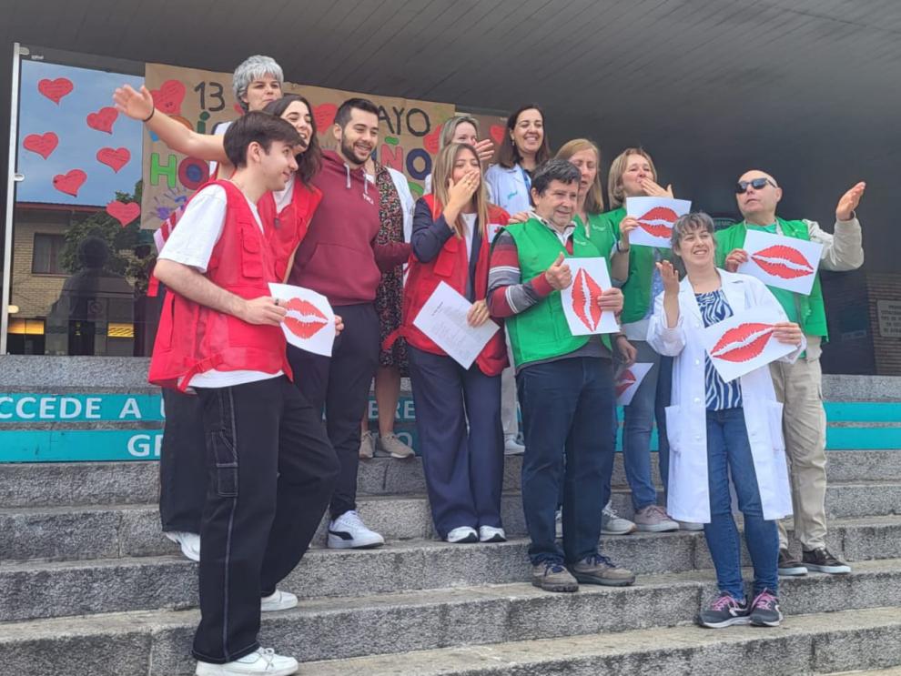 El Hospital Clínico Universitario Lozano Blesa de Zaragoza celebra el Día del Niño Hospitalizado.