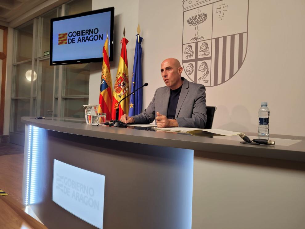 El director general de Transportes, David Sánchez, durante la rueda de prensa.
