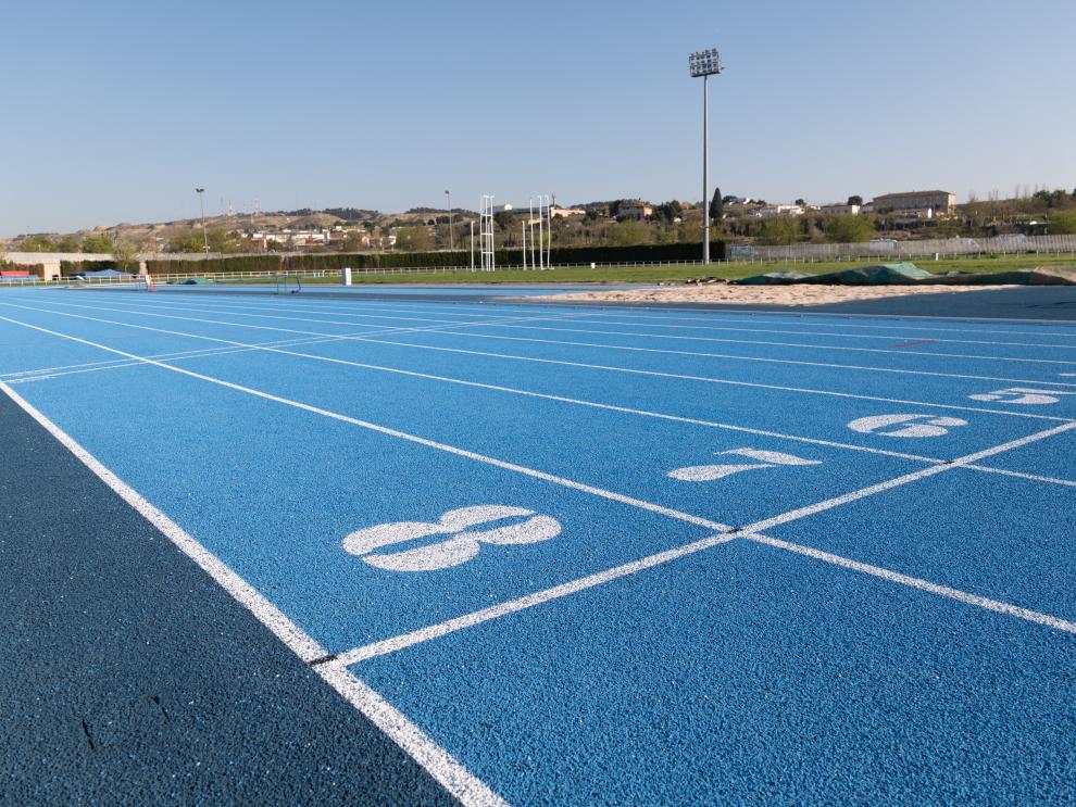 Pista de atletismo del estadio Corona de Aragón del Centro Aragonés del Deporte.