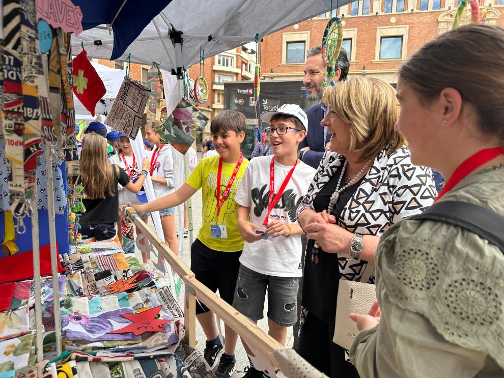 Image 11 of article Cerca de 300 escolares participan en el mercado de 'Aprendiendo a Emprender', que se ha celebrado por primera vez en Teruel