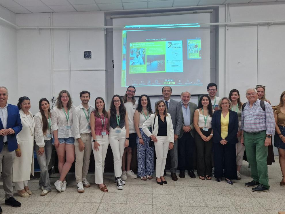 Imagen del artículo Bancalero anima a los estudiantes bilbilitanos a formarse para investigar contra el cáncer