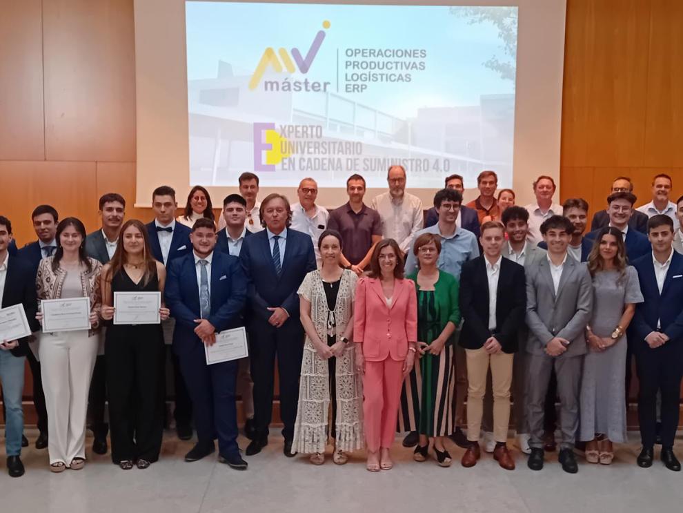 Imagen del artículo Más talento joven para el presente y el futuro de la logística en Aragón