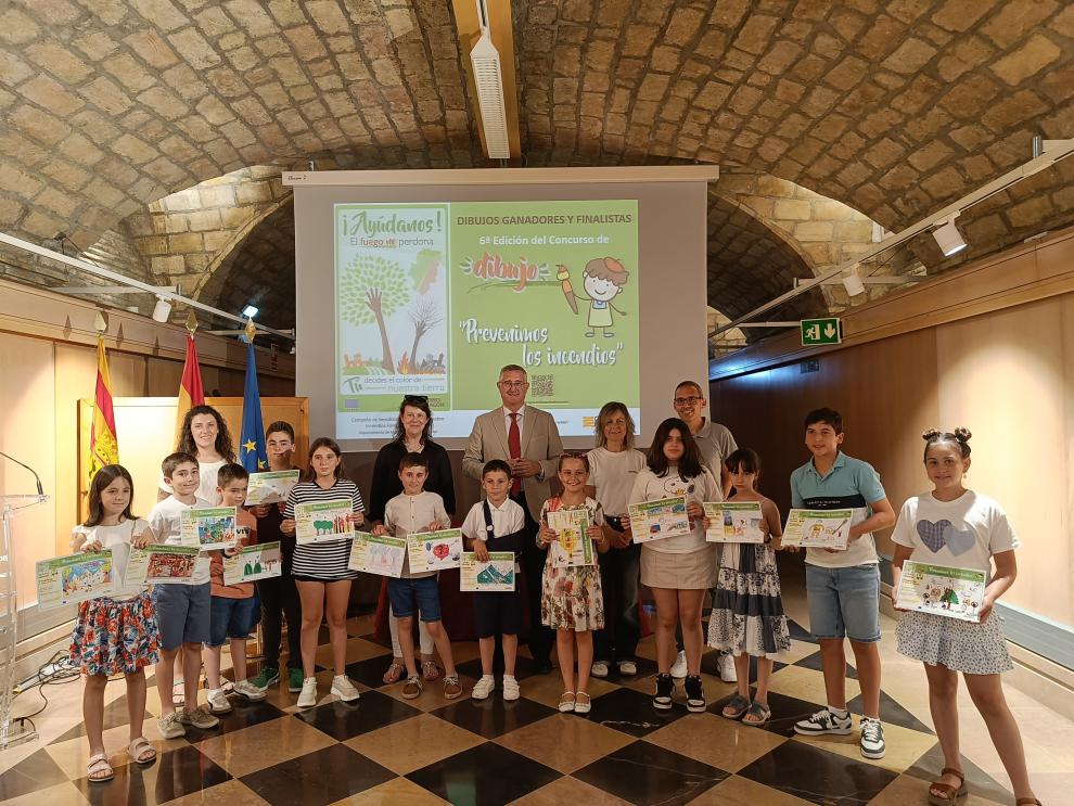 Imagen del artículo Escolares aragoneses reciben un reconocimiento por sus dibujos sobre la prevención de incendios forestales