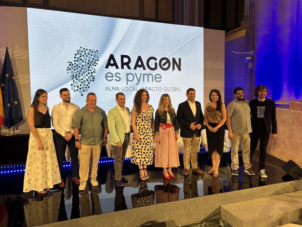 Participantes en la presentación de la Red "Aragón es pyme"
