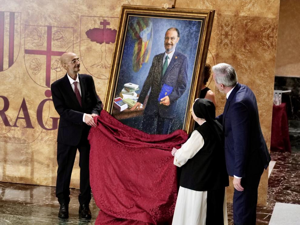 Imagen del artículo El presidente Azcón aplaude la valentía de Javier Lambán a la hora de anteponer Aragón y España a sus intereses personales