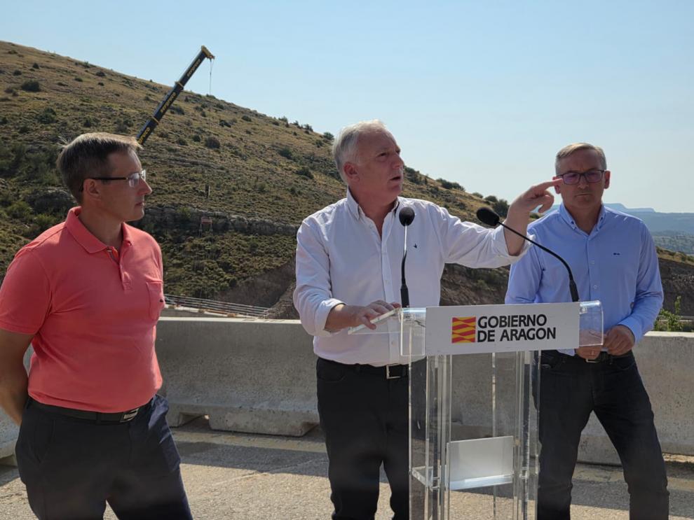 Octavio López ha supervisado las obras del Plan Extraordinario de Carreteras en la A-126, en el término de Cedrillas.