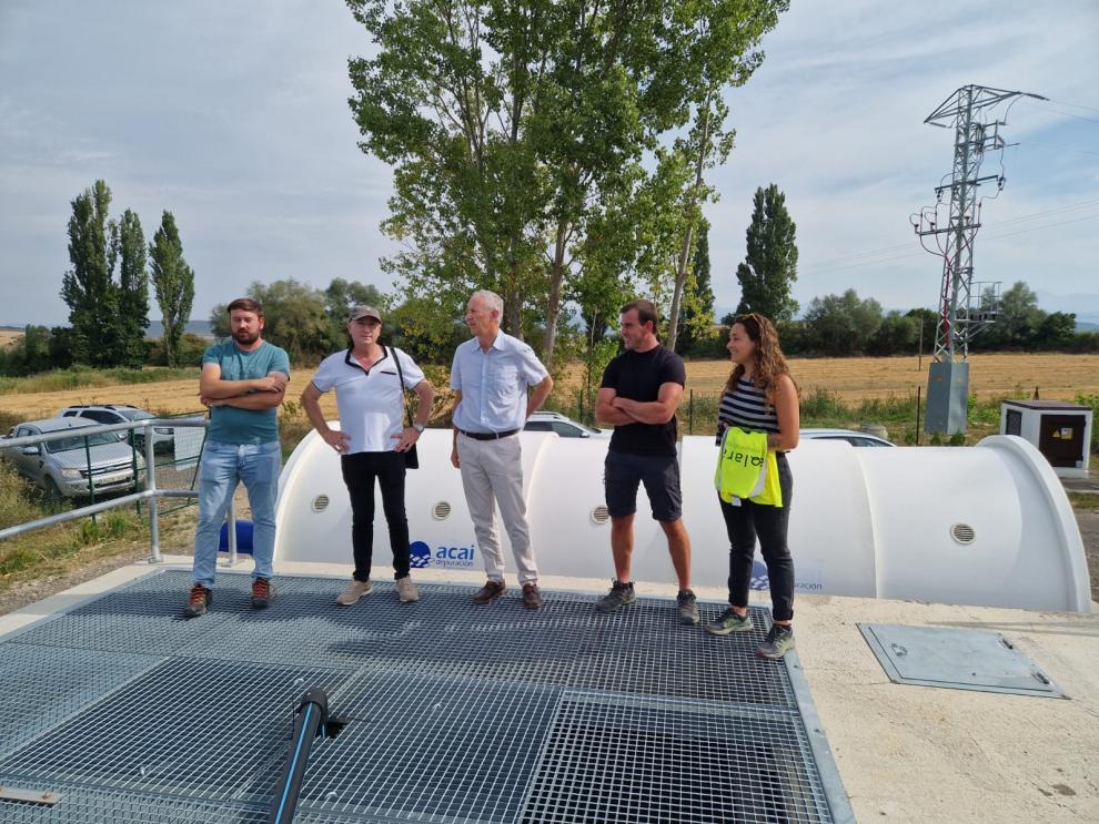 Luis Estaún, director del Instituto Aragonés del Agua, durante su visita a la depuradora de Bailo