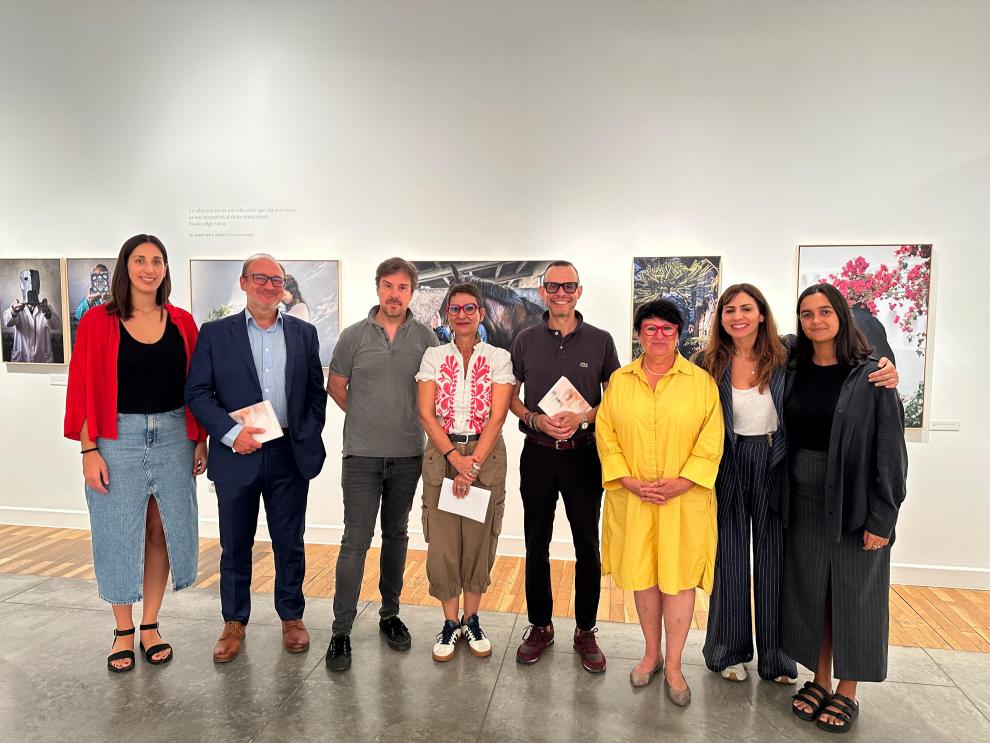 Presentación de la exposición 'Las curvas de la mente', en el IAACC Pablo Serrano.