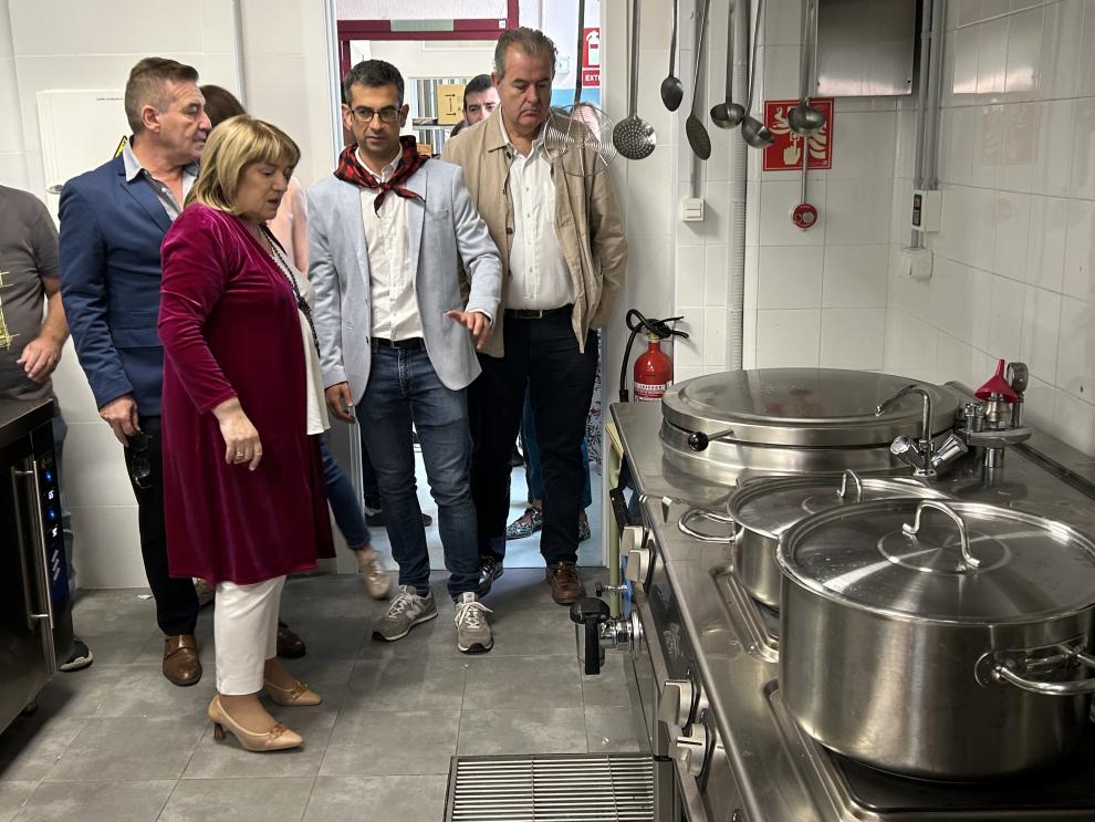 Visita a las nuevas cocinas del CEIP María Moliner
