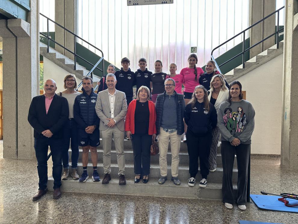 La consejera Tomasa Hernández ha visitado el CETDI en Jaca.