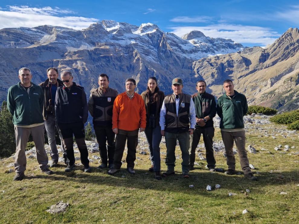 Foto de familia de la jornada de caza que se ha desarrollado hoy