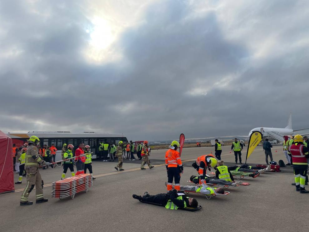 Simulacro en el Aeropuerto de Zaragoza
