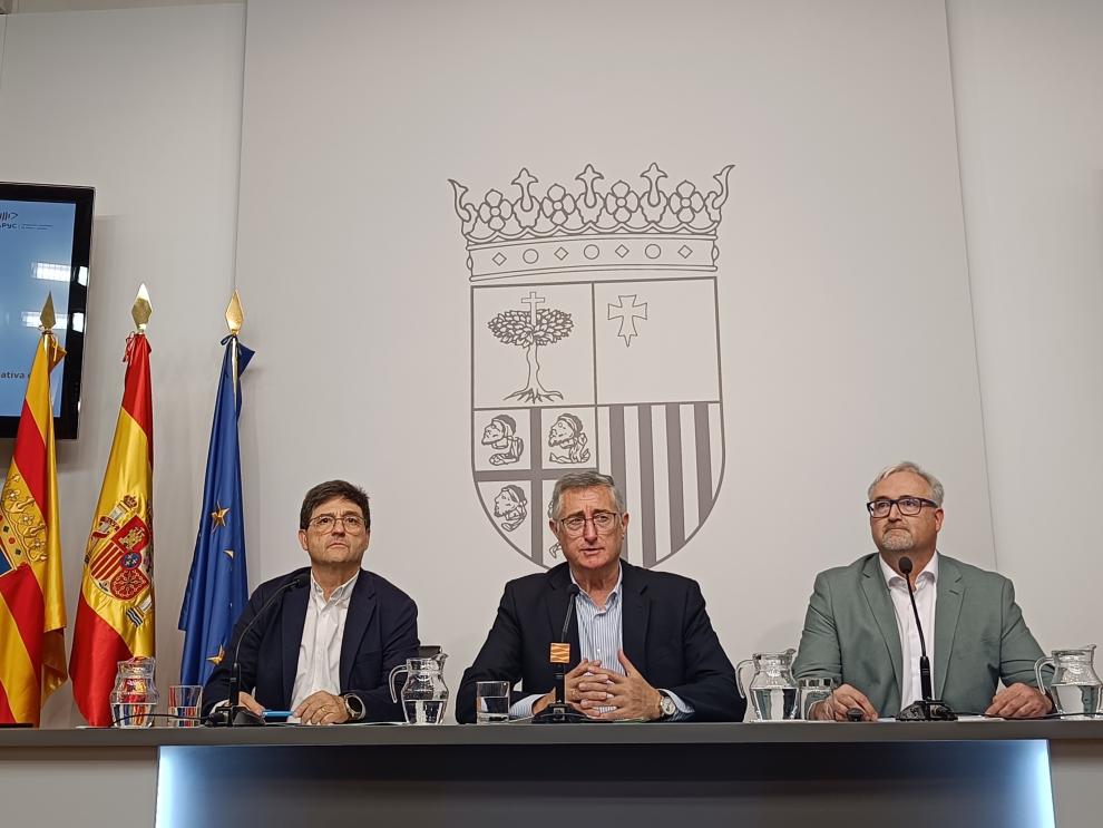 Calvo, Rodríguez y Blasco, durante la rueda de prensa.