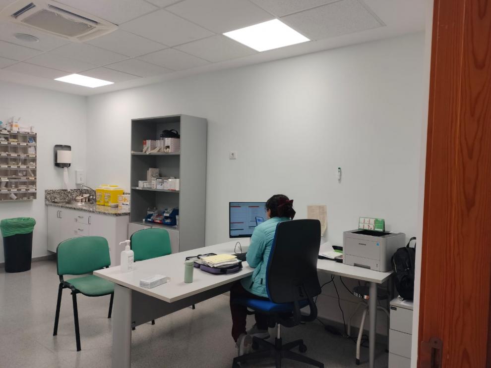 Consulta del centro de Fraga donde la herramienta informática ayudará a gestionar mejor la clasificación de pacientes según la prioridad que requiera cada proceso