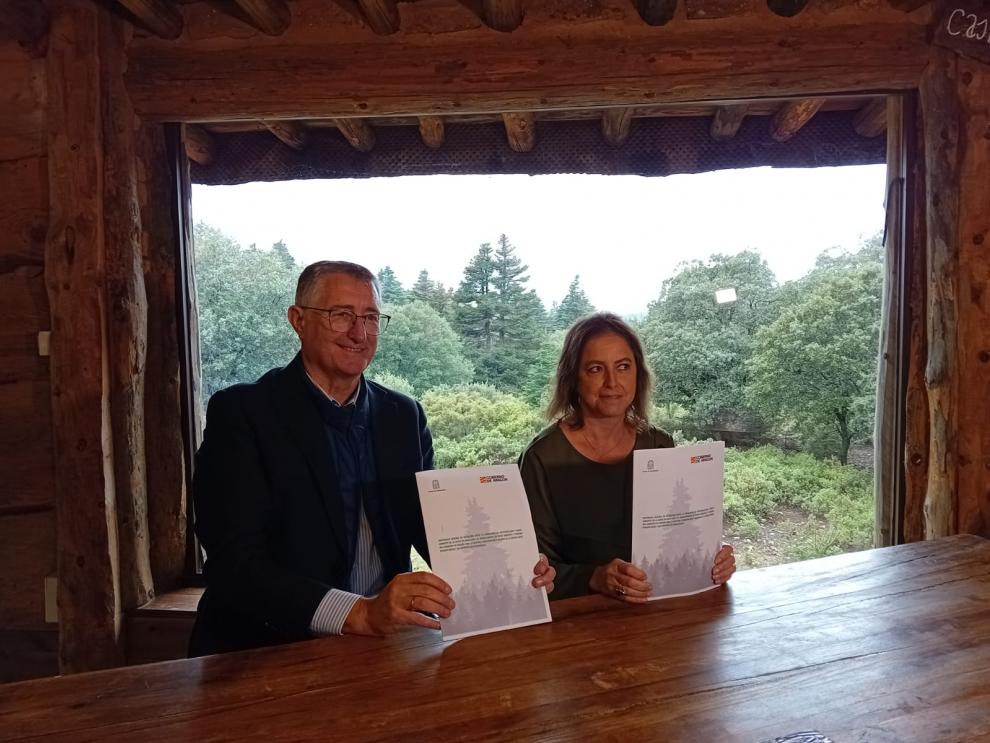 Blasco y García, tras la formalización del acuerdo en la finca “La Nava de San Luis”, en el término municipal de Parauta (Málaga).