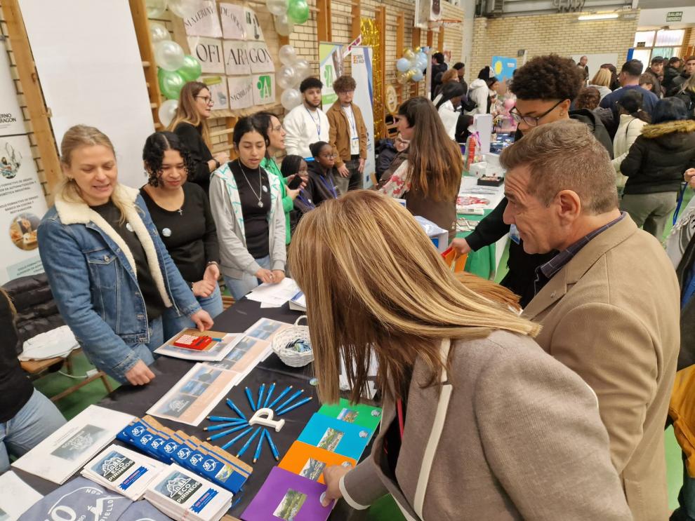 La feria se ha celebrado en el pabellón de Sabiñánigo.