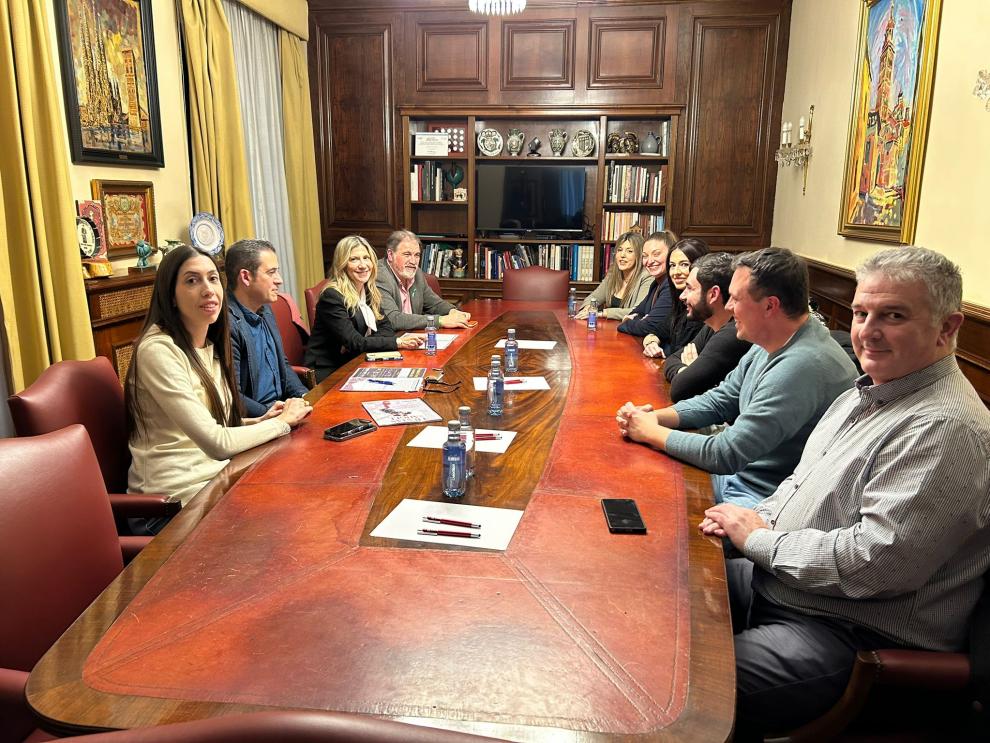 Reunión de Mar Vaquero con Interpeñas de Teruel