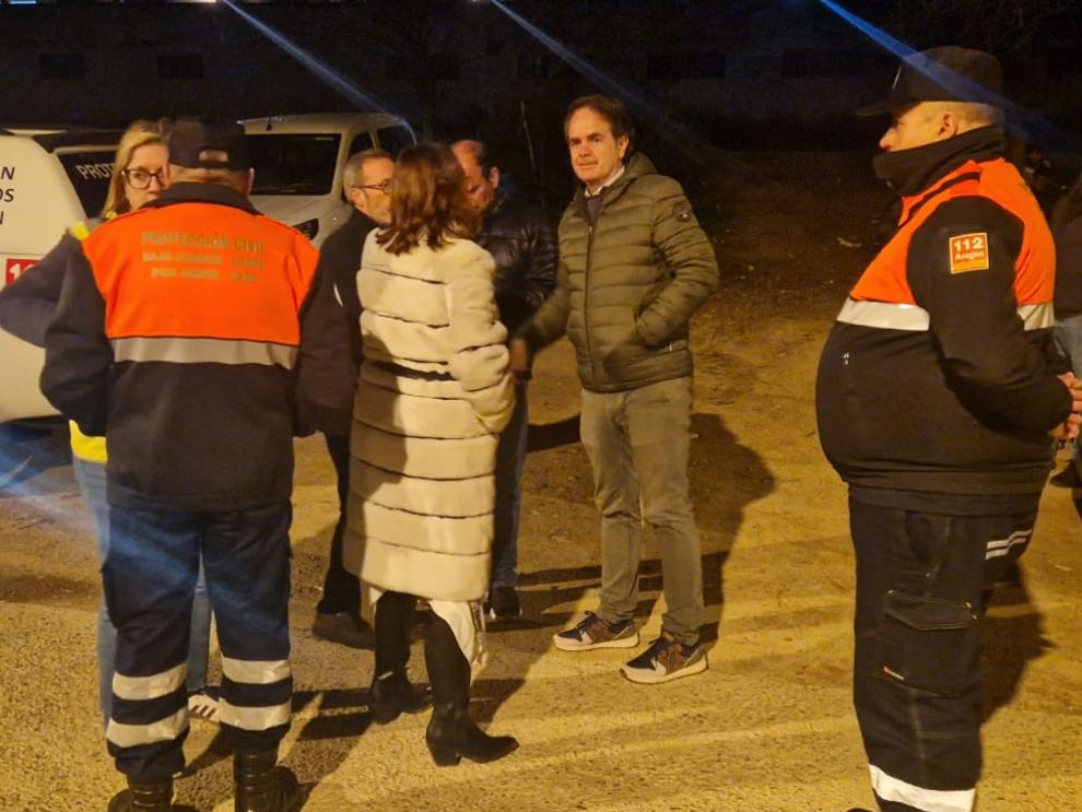 Varias imágenes del edificio en riesgo de derrumbe en Caspe y sus inmediaciones