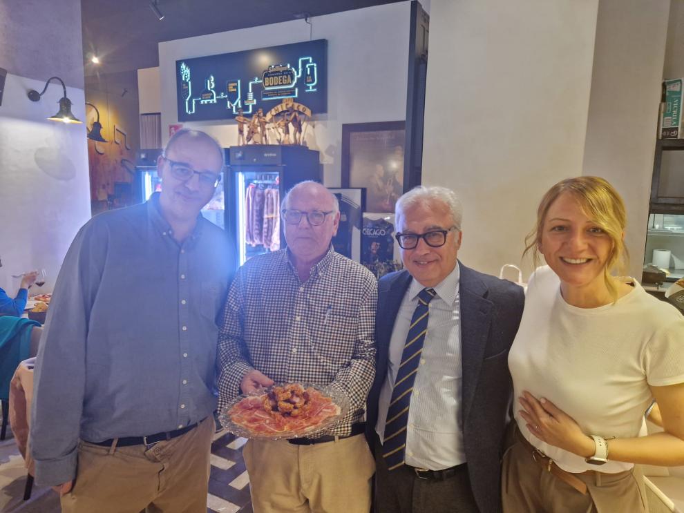 El departamento de Agricultura, Ganadería y Alimentación respalda la promoción del Jamón de Teruel, referente del sector agroalimentario.