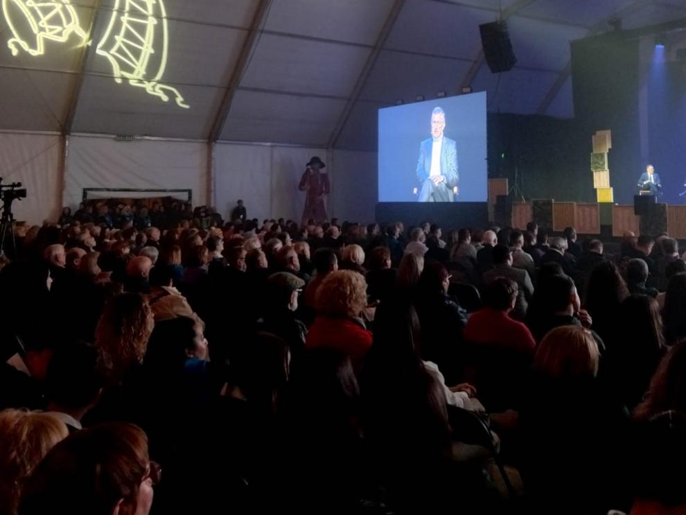 Blasco ha participado en la inauguración de la Tamborada.