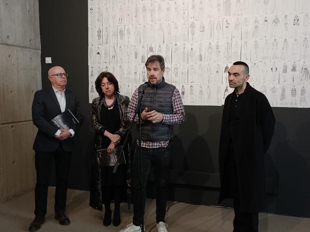 Inauguración de la exposición 'Andrés Jarabo. Cosiendo Materia (2000-2025)'.