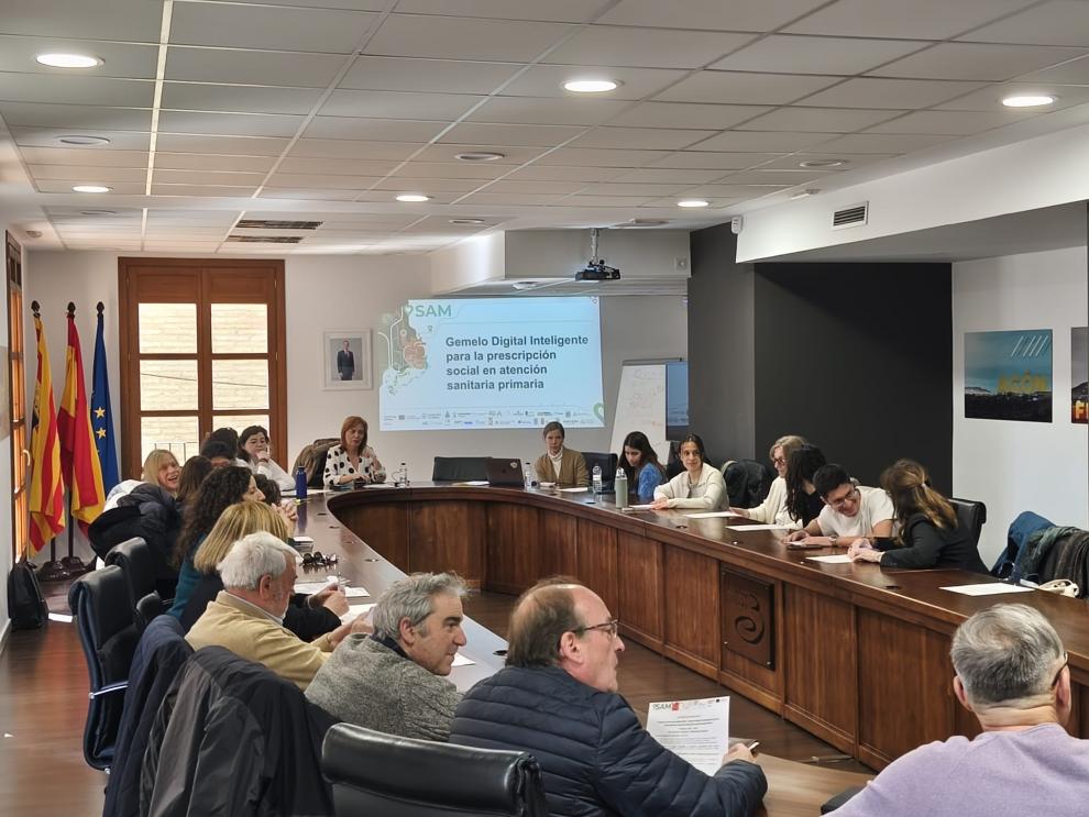 La iniciativa se desarrolla en Borja, donde se presentó por parte de la Universidad y el IIS-Aragón ante representantes del SALUD, la Comarca y Ayuntamientos de la zona, entre otros implicados.  in