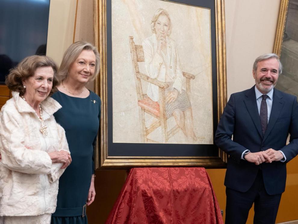 Luisa Fernanda Rudi, Nati Cañada y Jorge Azcón.