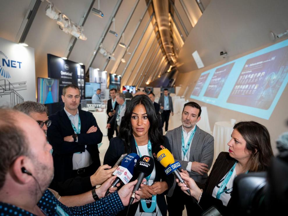 Villacís, con Friebel y Camo, en Mobility City