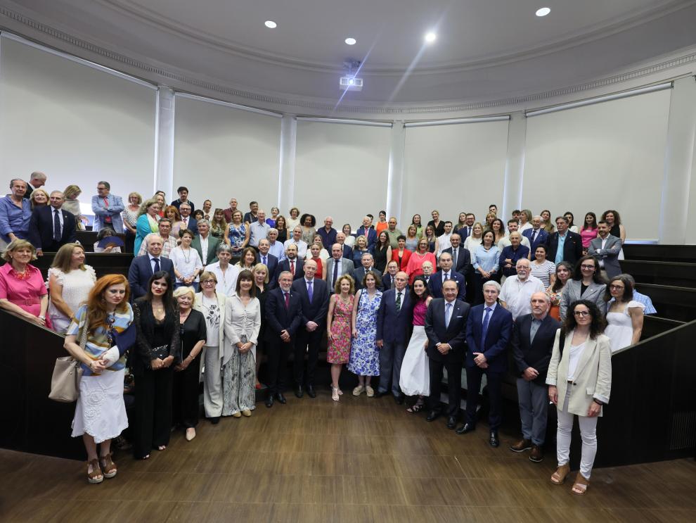 El consejero de Sanidad, Ángel Sanz, participa en el Día del Colegiado del Colegio Oficial de Médicos de Zaragoza.
