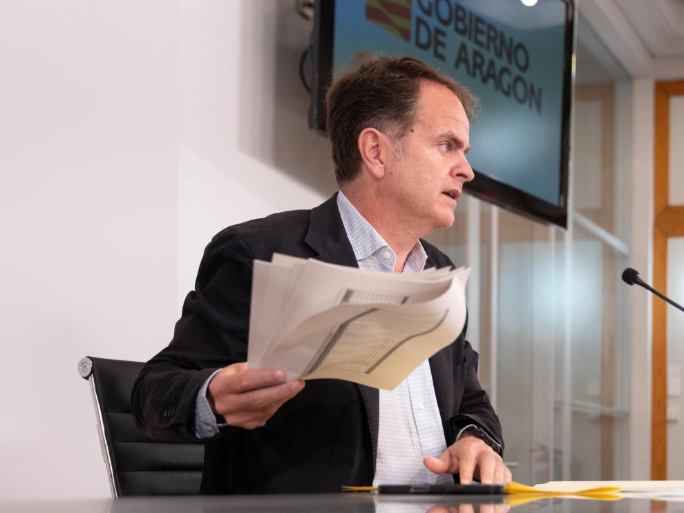 Bermúdez de Castro comparece ante los medios tras el Consejo de Gobierno extraordinario.