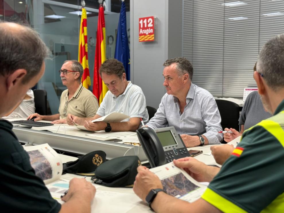 Miguel Ángel Clavero, Roberto Bermúdez de Castro y Luis Biendicho, en el CECOPI de este domingo