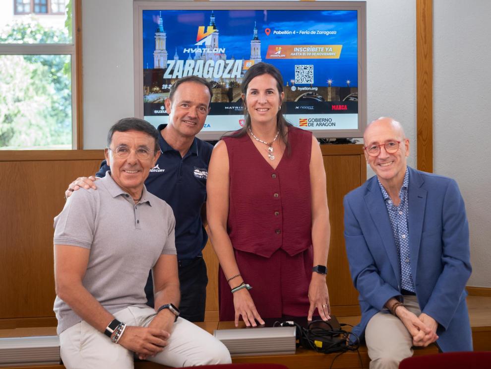 Presentación del I Tour Nacional de Hyatlón
