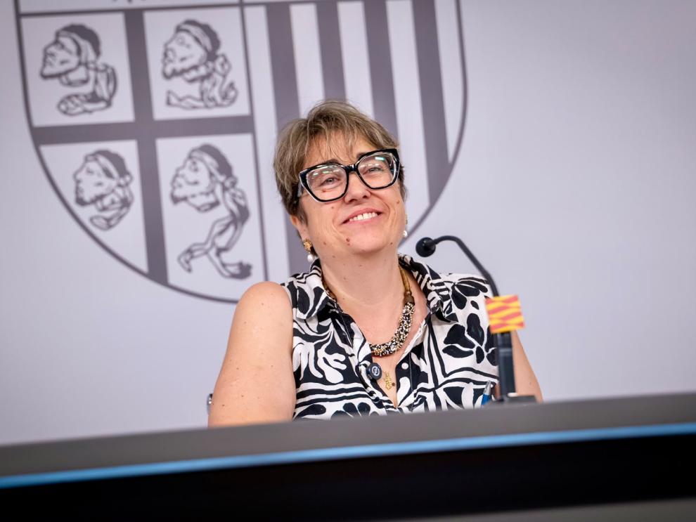 La consejera de Agricultura, Ganadería y Alimentación, Arancha Simón, durante la presentación del avance de Macromagnitudes del Sector Agrario Aragonés 2025 en la sala de prensa del Edificio Pignatelli.